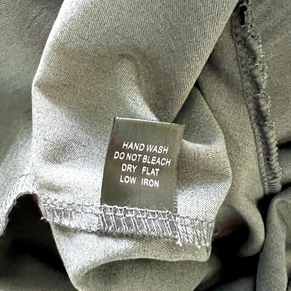 Haute Monde: Women’s Cute Grey with White tie front high waisted slacks, Size M - Picture 13 of 13